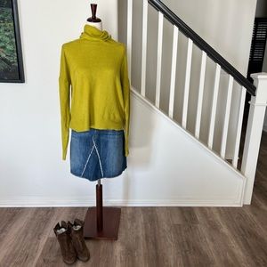 Elan green cowl neck chunky oversized sweater size small